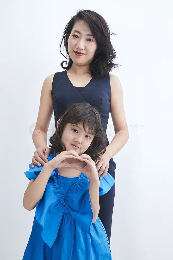 哈桑·明哈杰：返校之王 产品主图