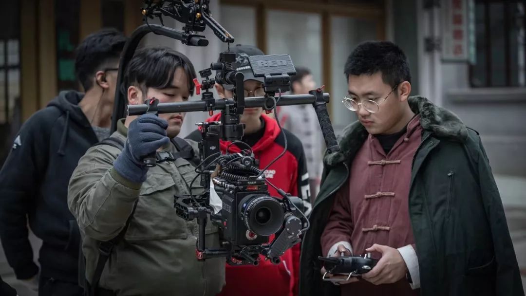 圆梦巨人（原声版） 相关产品