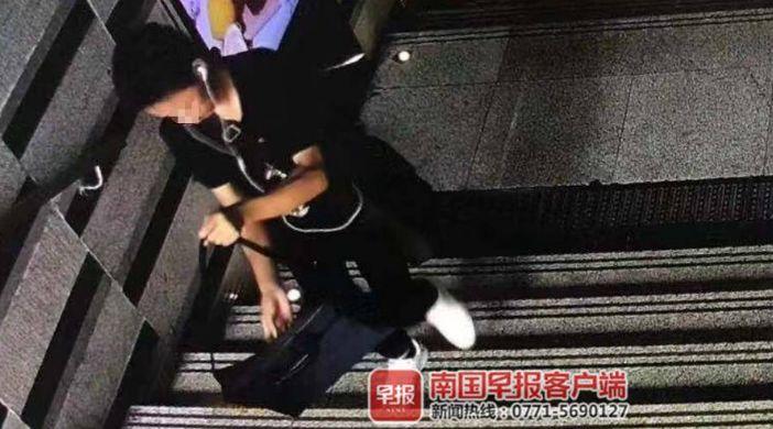 侧耳倾听 相关产品