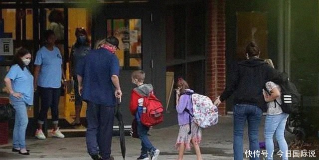 囧村逃亡2 相关产品