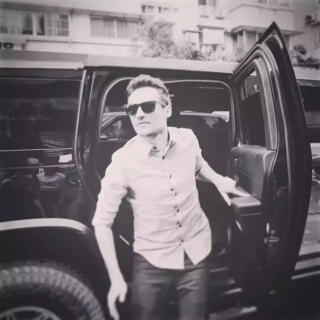 仙鹤戏狐妖 相关产品