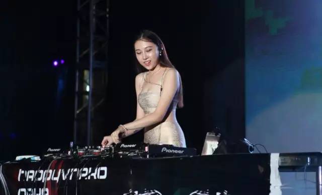 僵尸大屠杀 相关产品