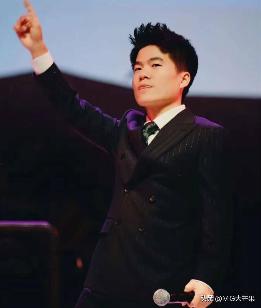 凡尔杜先生 相关产品