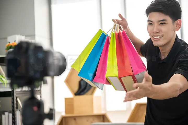 侏罗纪崛起 产品图片