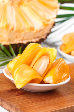 以早乙女香夏子为例 产品主图