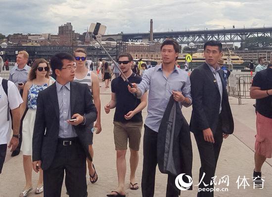 凋零在春天 产品图片