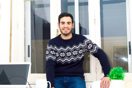 侧耳倾听 相关产品