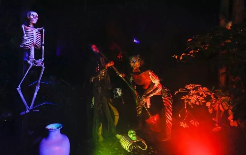 侠盗之歌 相关产品